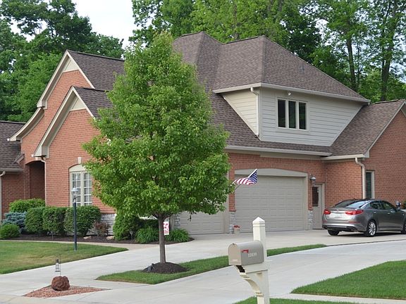 Side View 3 Car Garage