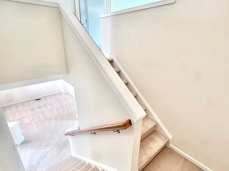 8704 Mayfair Ct — Photo 16