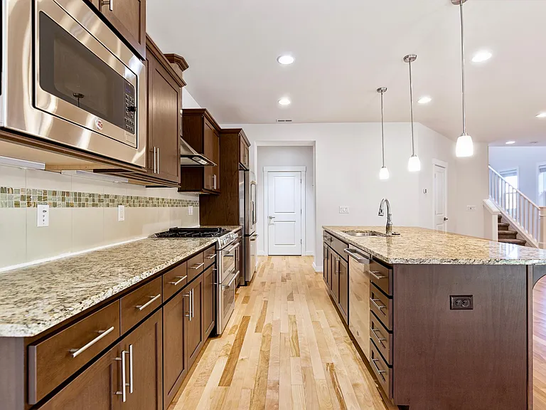 1693 NE Falls Dr — Photo 12