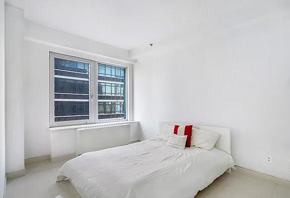 Sold by Level Group | media 5