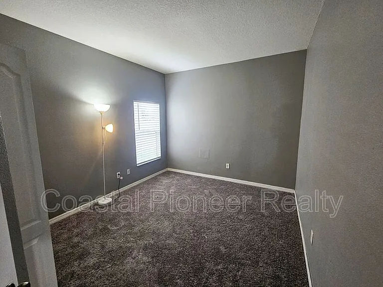 1824 Mira Lago Cir — Photo 30