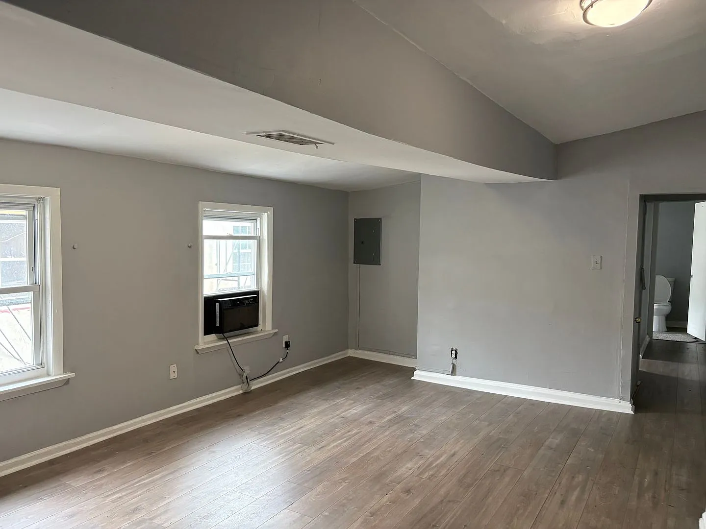 203 N Carey St — Photo 4