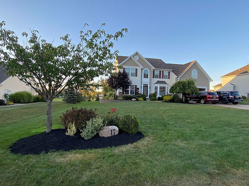 1st image of 17 Saddlebrook Ct