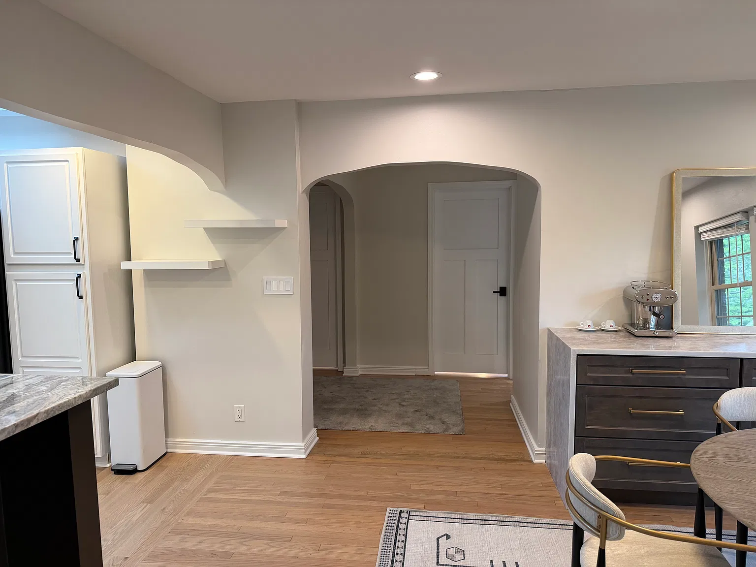 2 bed, 1250 sqft, $3,000 — Photo 3