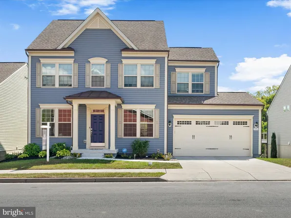 1026 Saxton Dr, Frederick, MD 21702