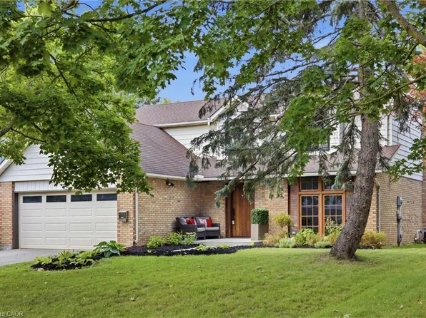 416 Clairbrook Cres, Waterloo, ON N2L 5V7