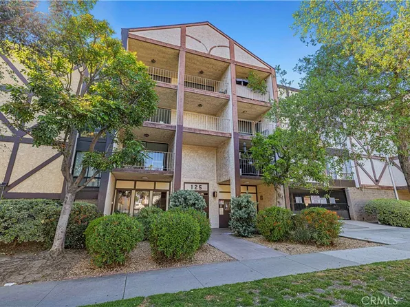 125 N Allen Ave APT 213, Pasadena, CA 91106