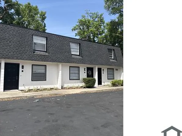 6030 SW 12th Pl APT 2, Gainesville, FL 32607