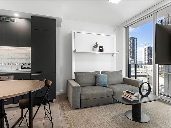 4th image of 227 NE 2nd St #1508
