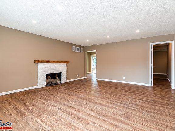 2nd image of 3215 Myles Ct #1
