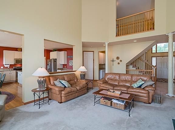 5th image of 7095 Wapiti Way