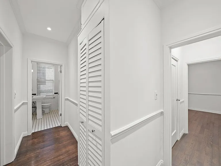 6128 Wilshire Blvd — Photo 14