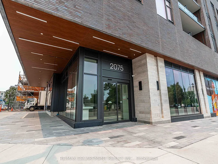 2075 Lakeshore Rd #707 — Photo 2