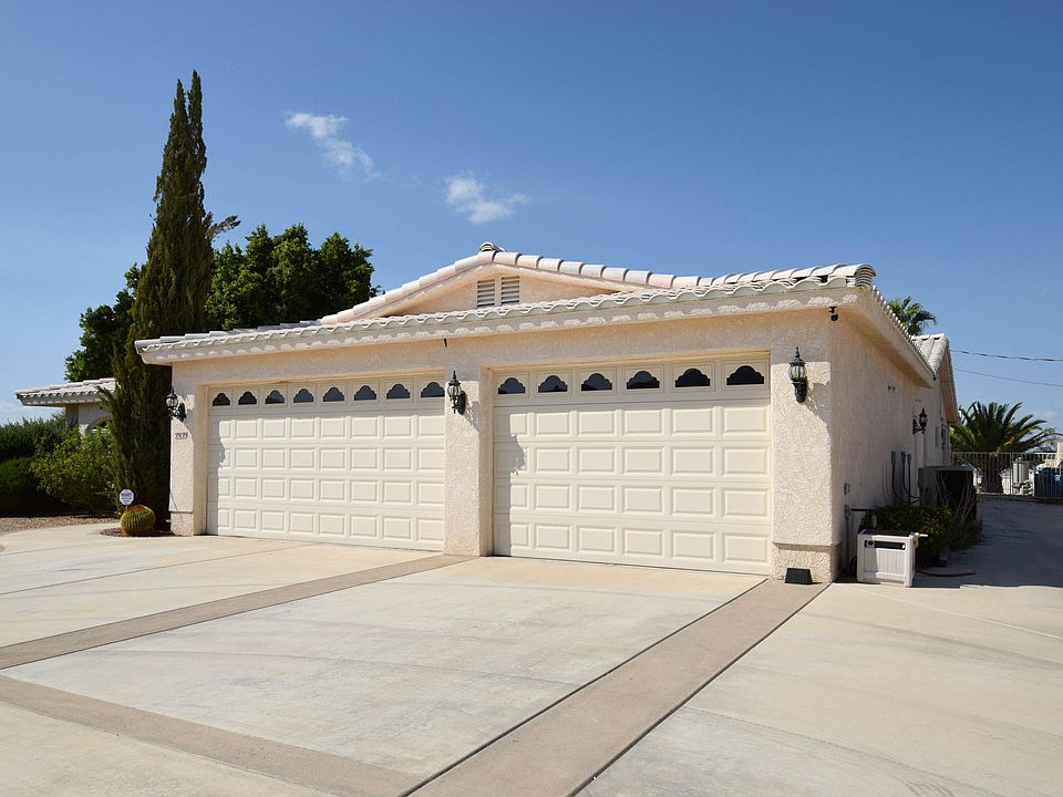 1st image of 3939 Duke Dr