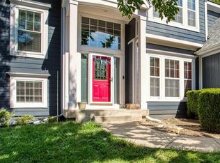 1810 NW 56th Ct, Kansas City, MO 64151