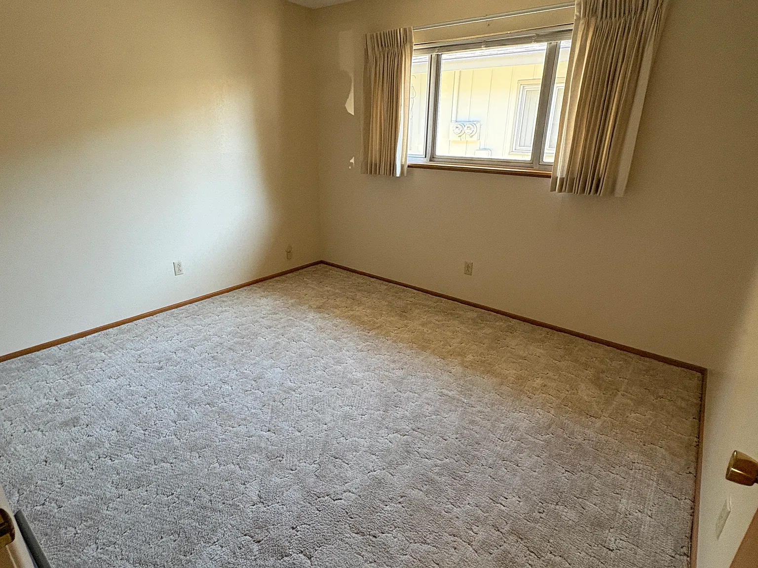 2 bed, $1,095 — Photo 3