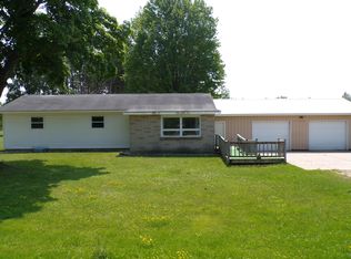 2772 Vanyea Rd, Cheboygan, MI 49721