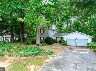 1417 Manchester Ct, Lilburn, GA 30047
