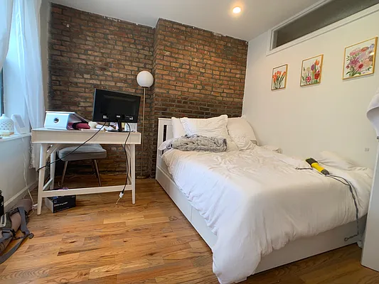 Rented by Corcoran | media 8