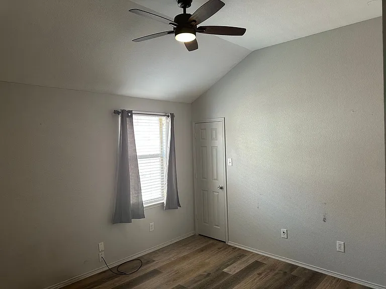 5212 Blackwood Dr — Photo 17