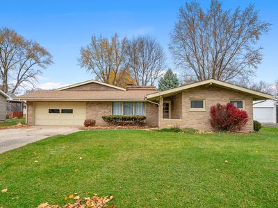 707 E Prairie St, Plano, IL, 60545