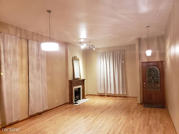 2nd image of 4459 S Oakenwald Ave