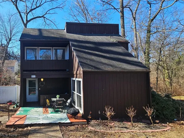 942 Caddo Ave, Akron, OH 44305