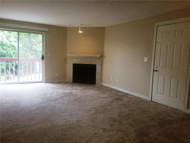 16817 Larch Way E #C-202 — Photo 3