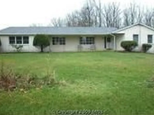 723 Hook Rd, Westminster, MD 21157