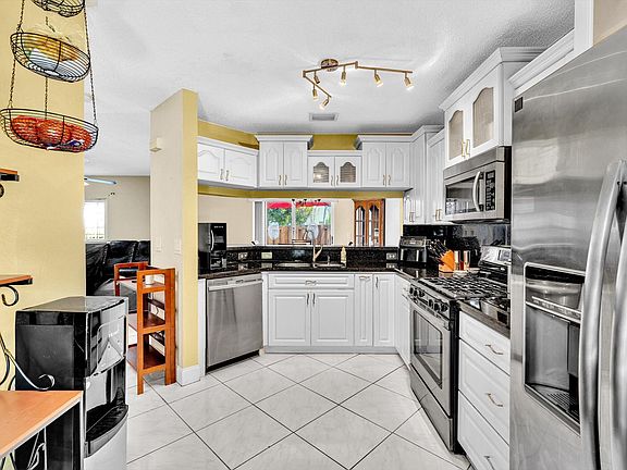 3rd image of 8991 NW 53rd Street