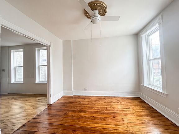 3rd image of 1330 W Huron St APT 1R