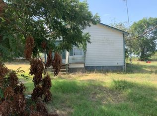 434 E 8th Ave, Rockdale, TX 76567