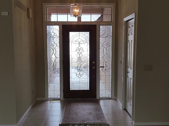 3rd image of 6163 Pine Creek Ct