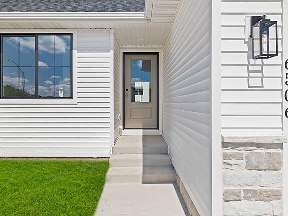 3rd image of 6506 NE George Ave