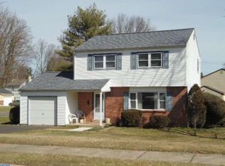 730 Deerfield Rd, Warminster, PA 18974
