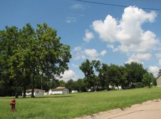 15 James St, Alma, NE 68920