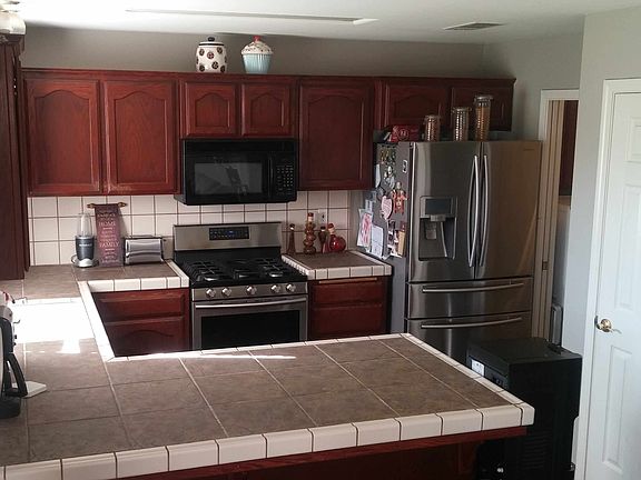 5th image of 1251 Hoover Way