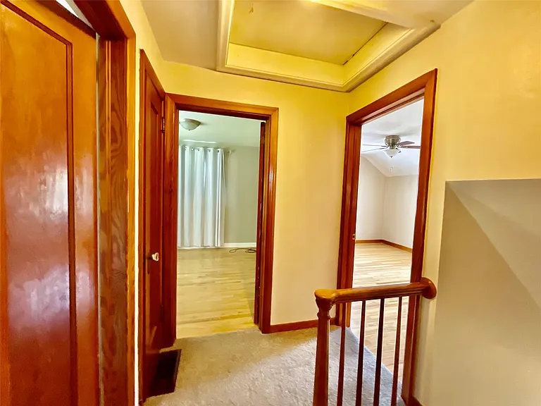 2727 Hall St — Photo 8