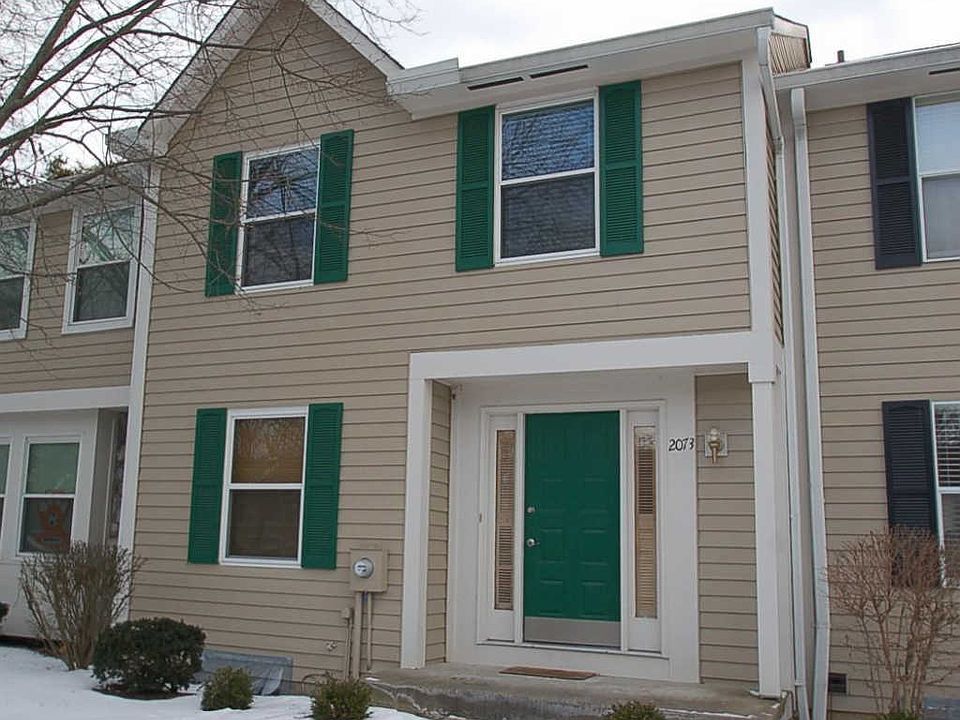 1st image of 2073 Stratford Ct
