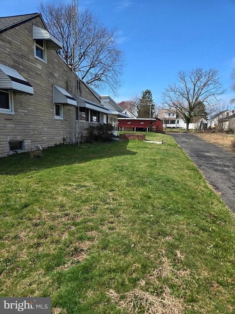 SFH In North Linthicum — Photo 2