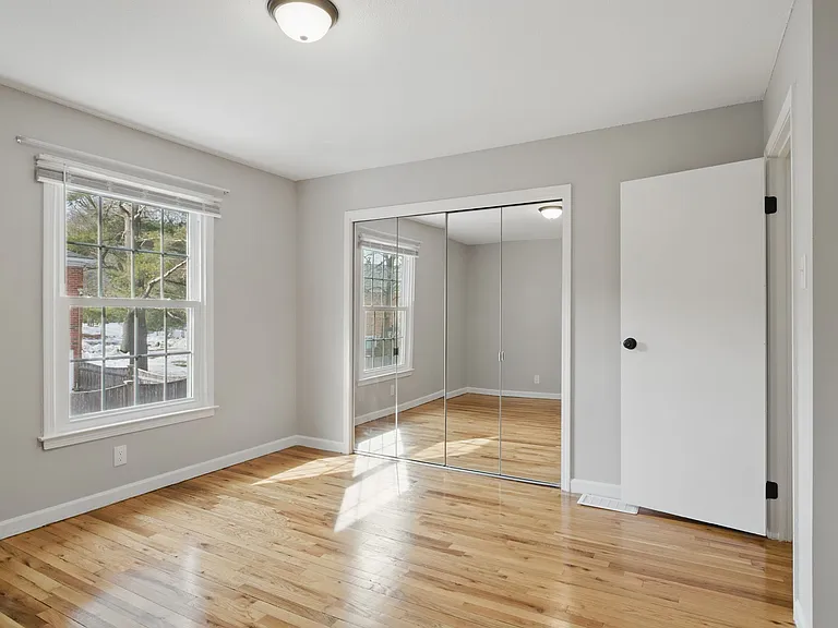 30 Yorktown Dr #30 — Photo 9