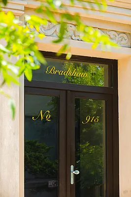 Rented by Corcoran | media 18