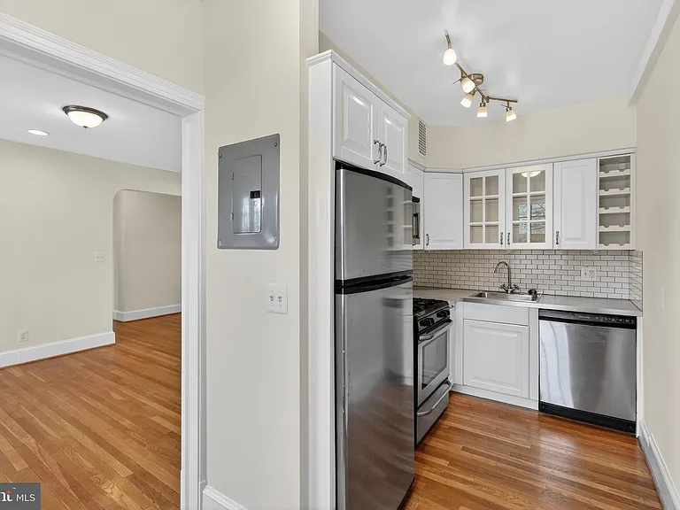 1301 Longfellow St NW #108 — Photo 5