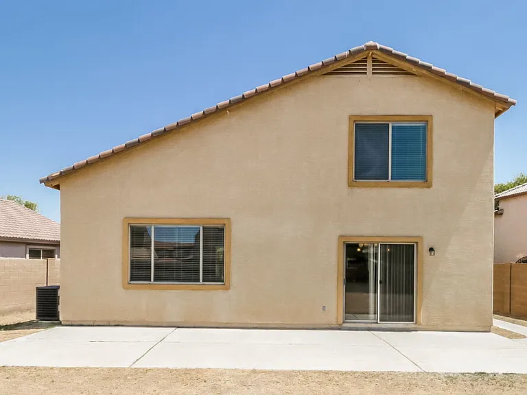 8115 W Florence Ave — Photo 17