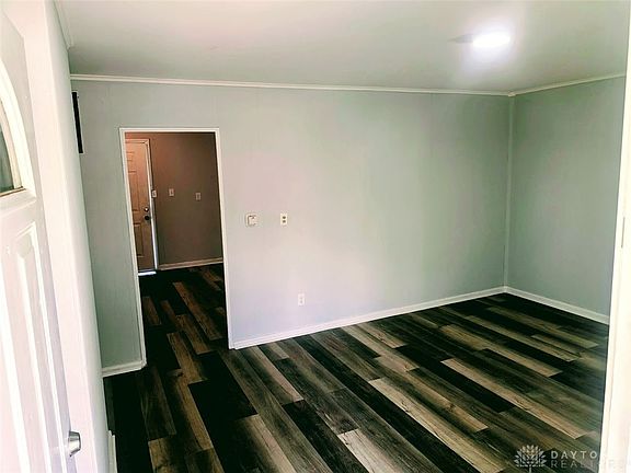 3rd image of 4940 Porterfield Dr