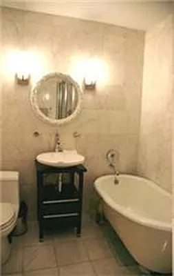 Sold by R New York | media 6