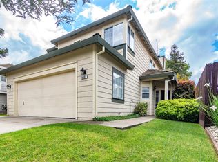8992 Amber Creek Dr, Elk Grove, CA 95758