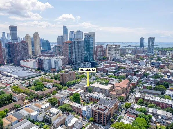 203 3rd Street image 16 of 19