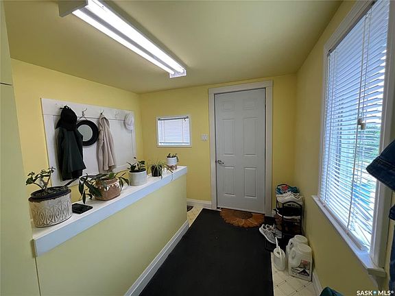 2nd image of 273 2nd AVENUE W