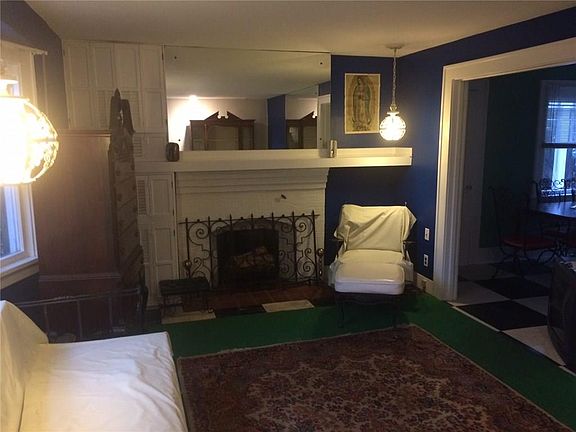 3rd image of 37  curtice Rd
